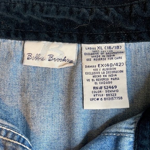 Bobbie Brooks Christmas Jean Shirt with Velvet Collar Size XL - Picture 3 of 9
